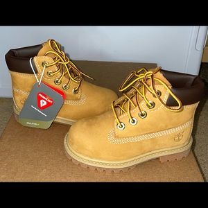 Classic wheat Timberland boots